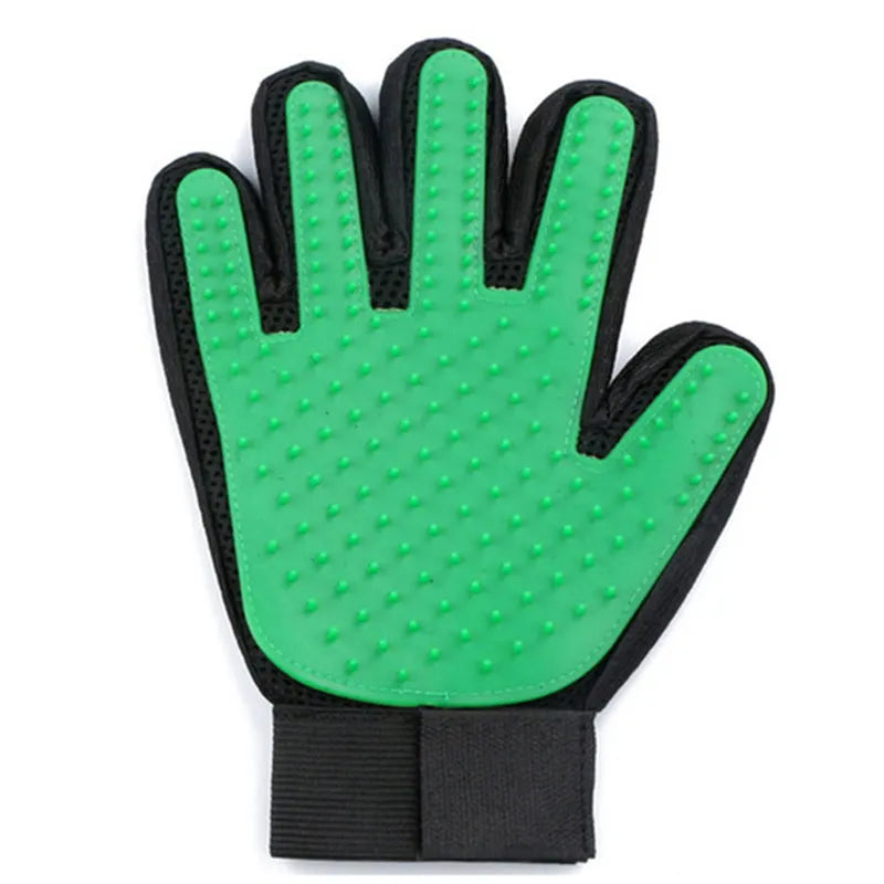 Dog Grooming Glove in Green
