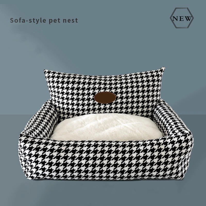 Wash Style: Designed for convenience, this bed can be easily hand washed, ensuring cleanliness and hygiene for your pet.