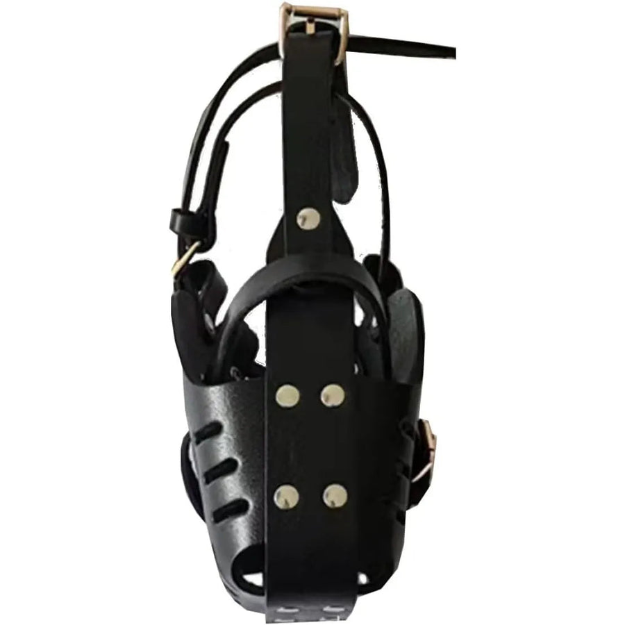 Premium cowhide construction: Crafted with top-layer cowhide, our muzzle offers unparalleled comfort and durability. With the leather parts securely riveted, your dog can enjoy freedom of movement while being unable to bite or cause harm.